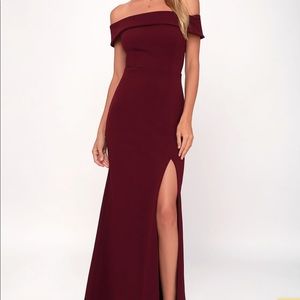 Lulus aveline off the shoulder maxi dress size med